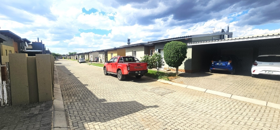 To Let 3 Bedroom Property for Rent in Waterval East North West